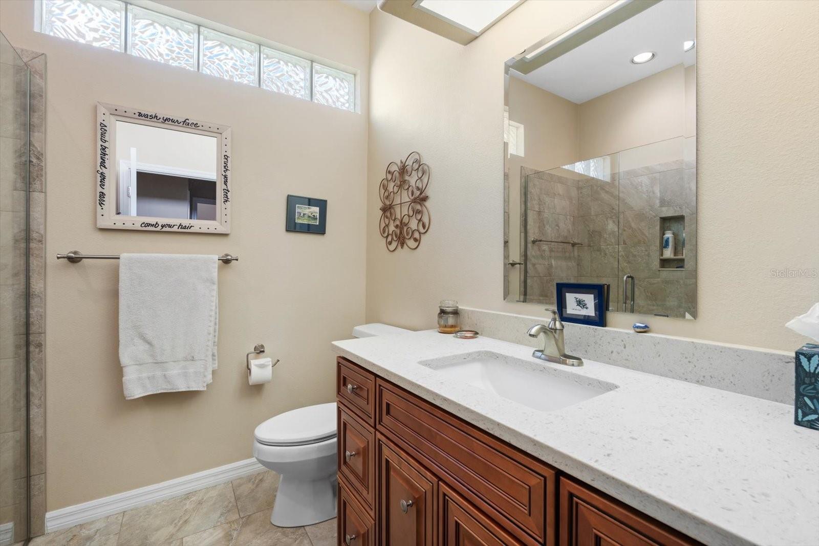 Image 28 of 43 For 3871 Alamanda Drive