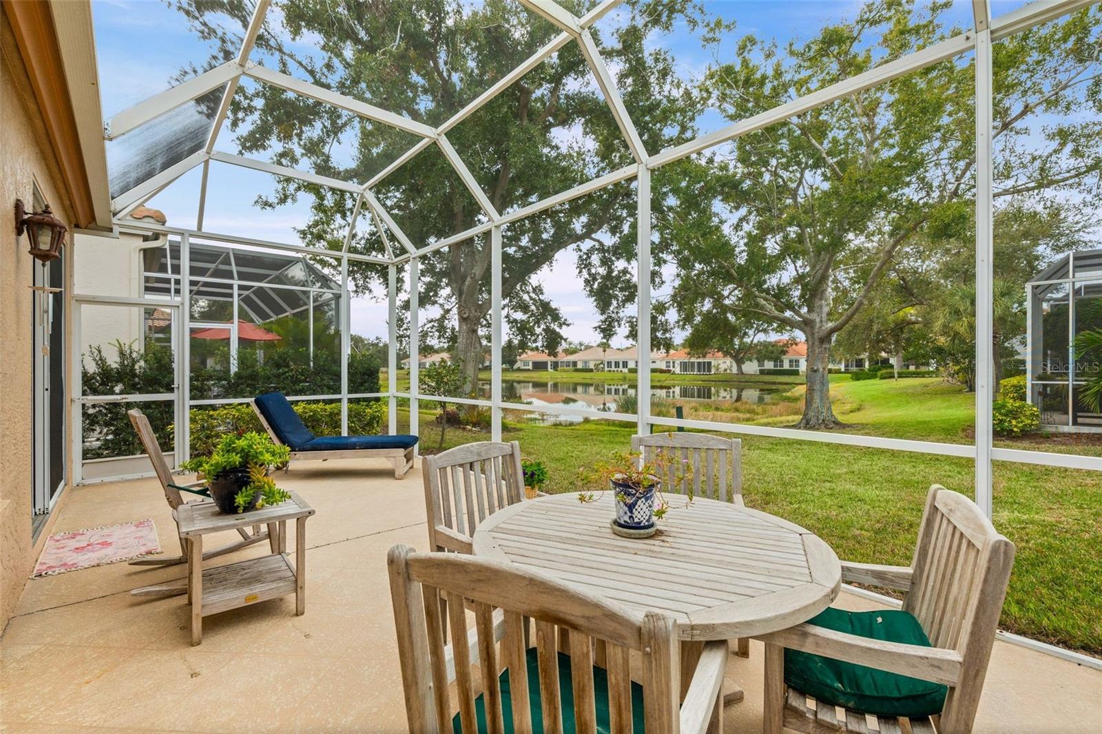 Image 33 of 43 For 3871 Alamanda Drive