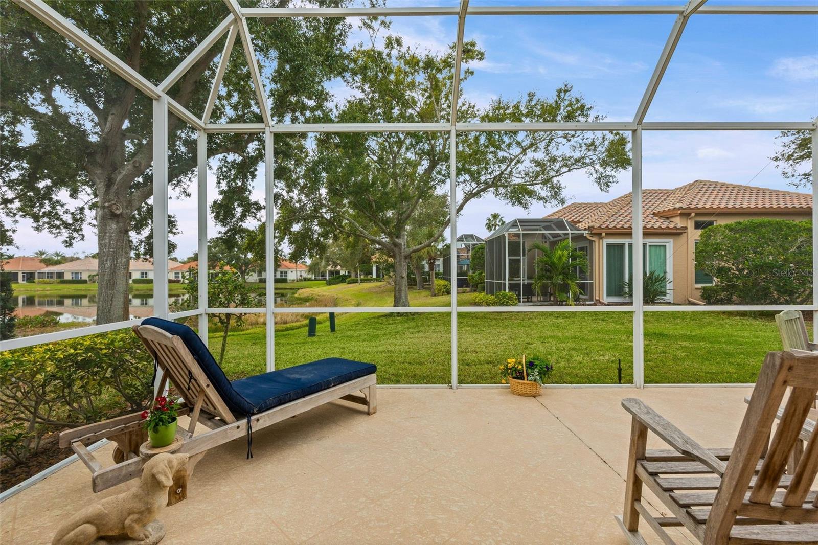 Image 35 of 43 For 3871 Alamanda Drive