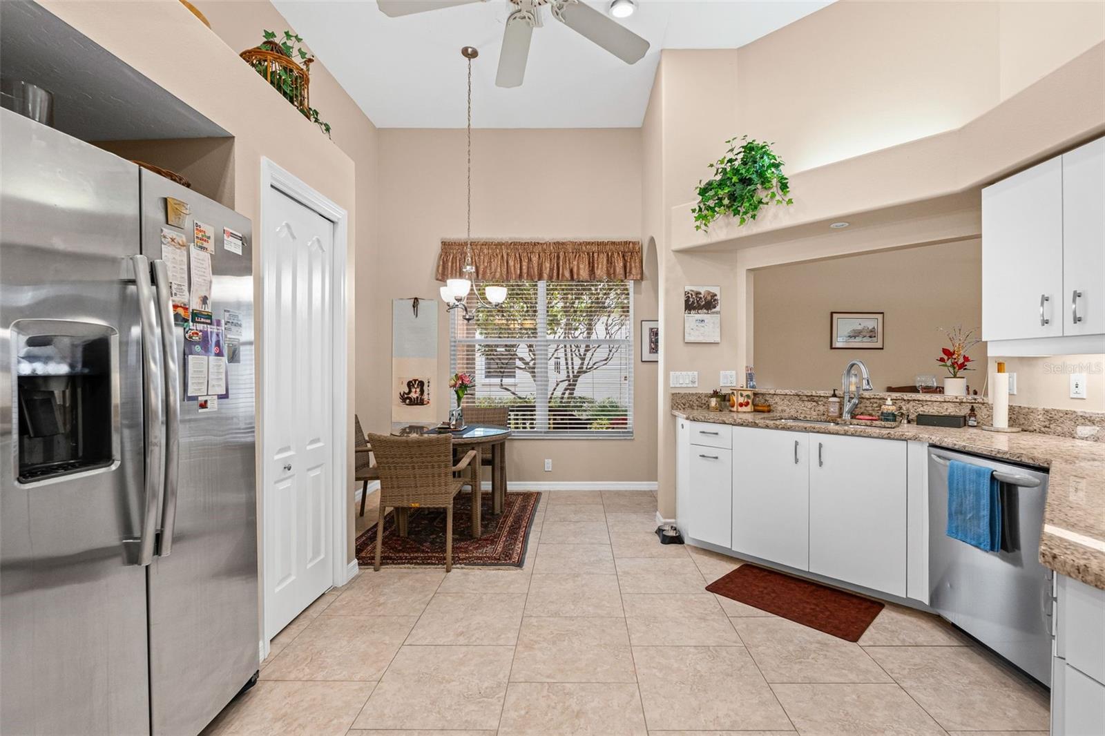 Image 9 of 43 For 3871 Alamanda Drive