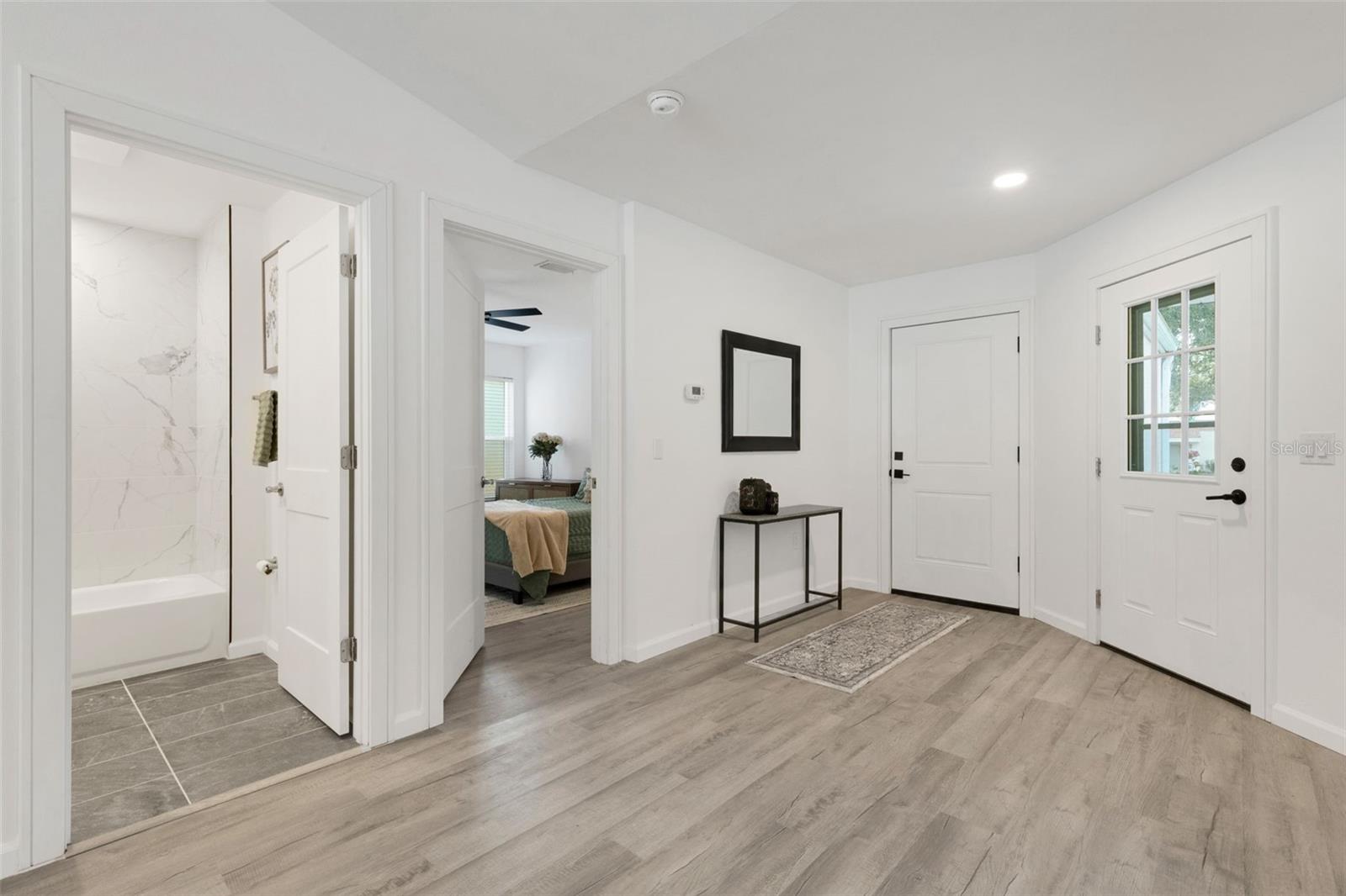 Image 4 of 42 For 606 Marcus Street 26