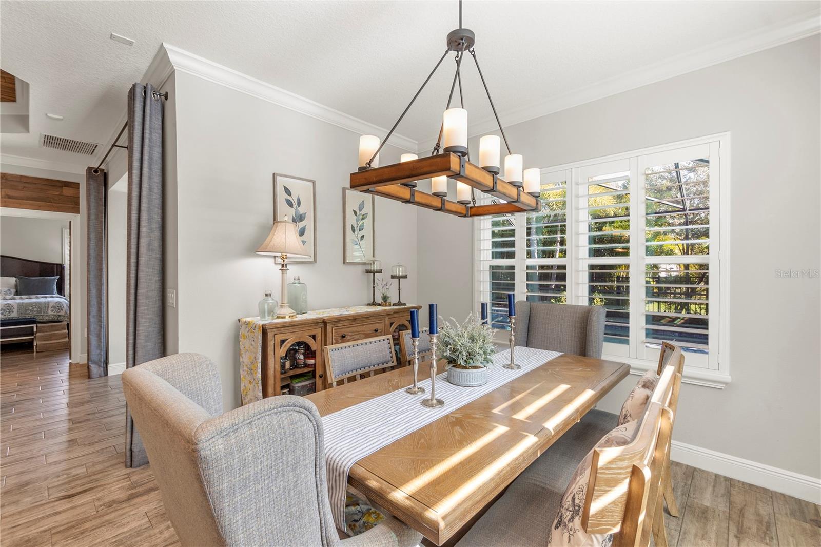 Image 14 of 46 For 6423 Tideline Drive