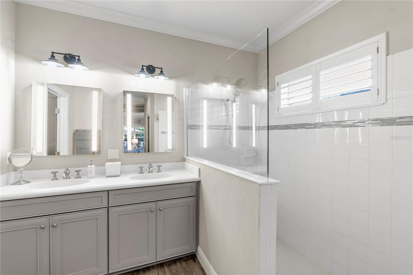 Image 18 of 46 For 6423 Tideline Drive