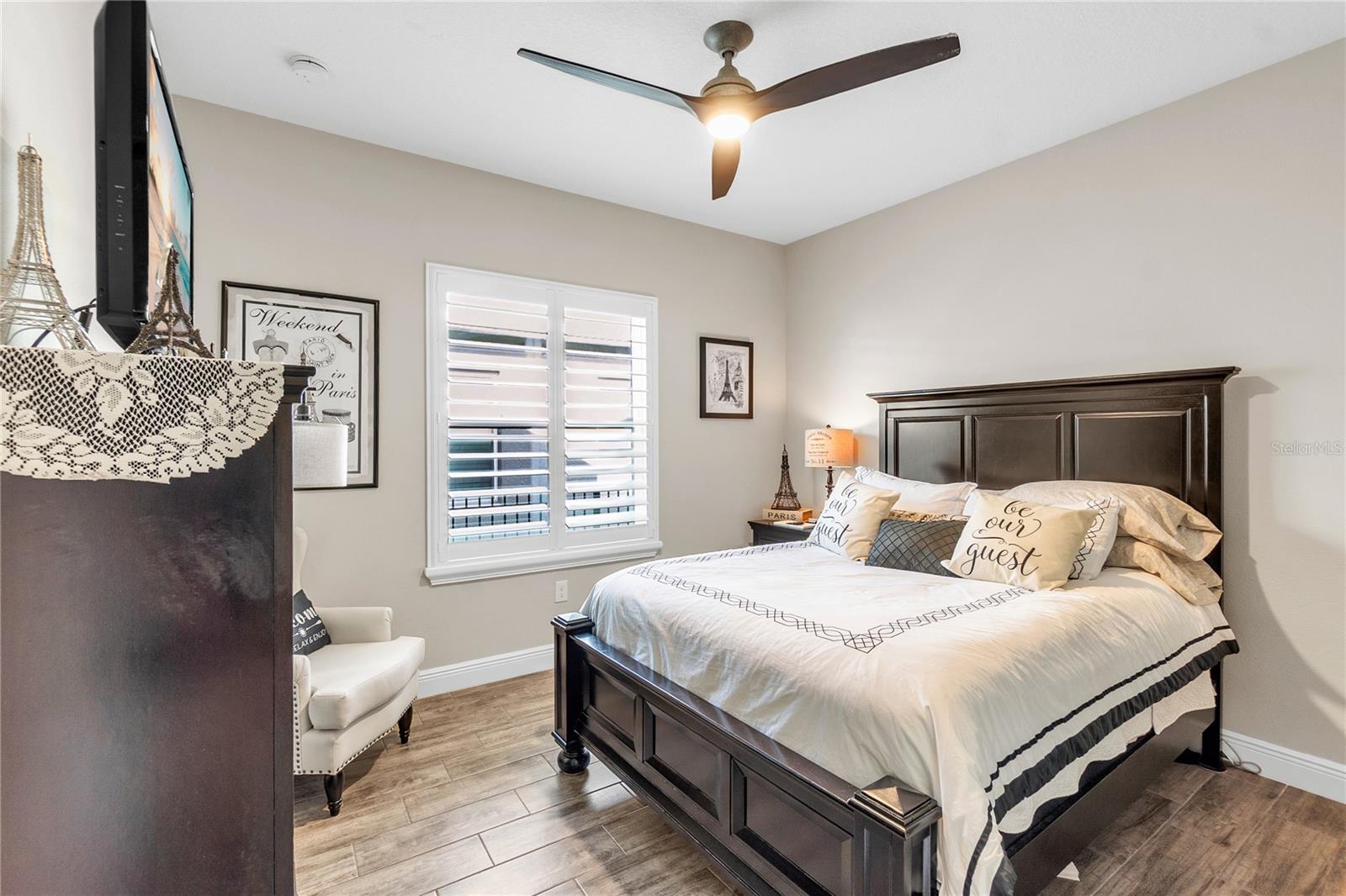 Image 21 of 46 For 6423 Tideline Drive