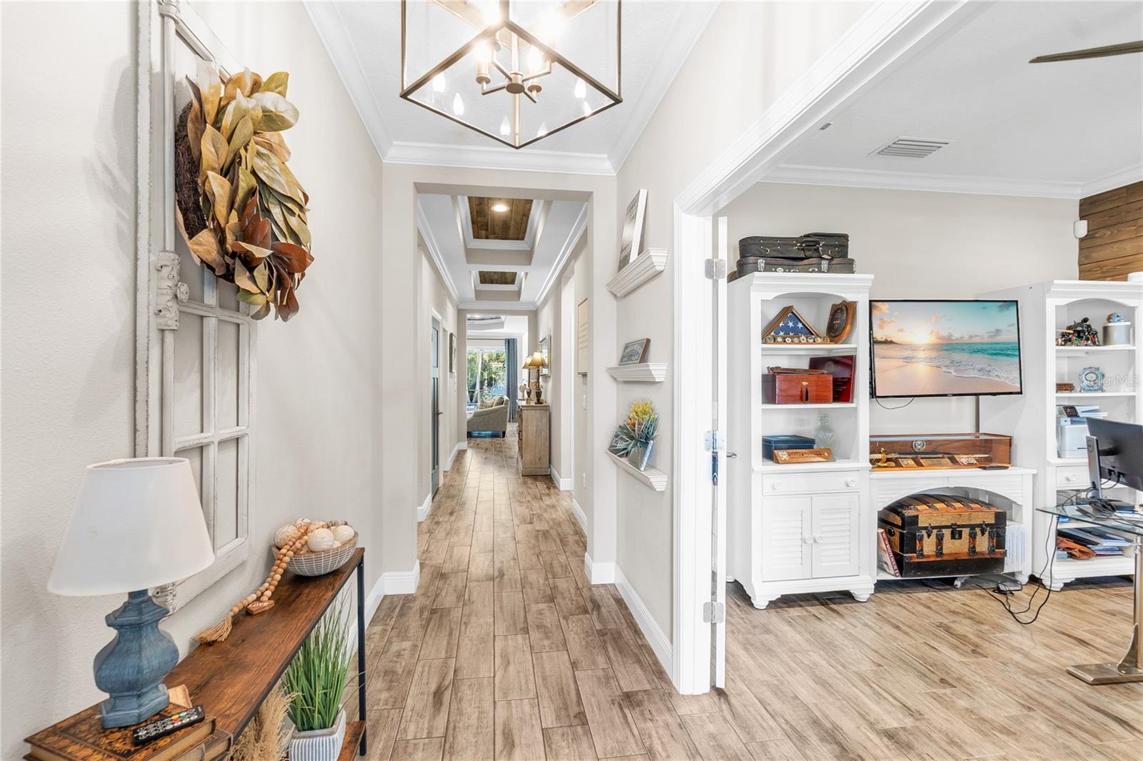 Image 25 of 46 For 6423 Tideline Drive