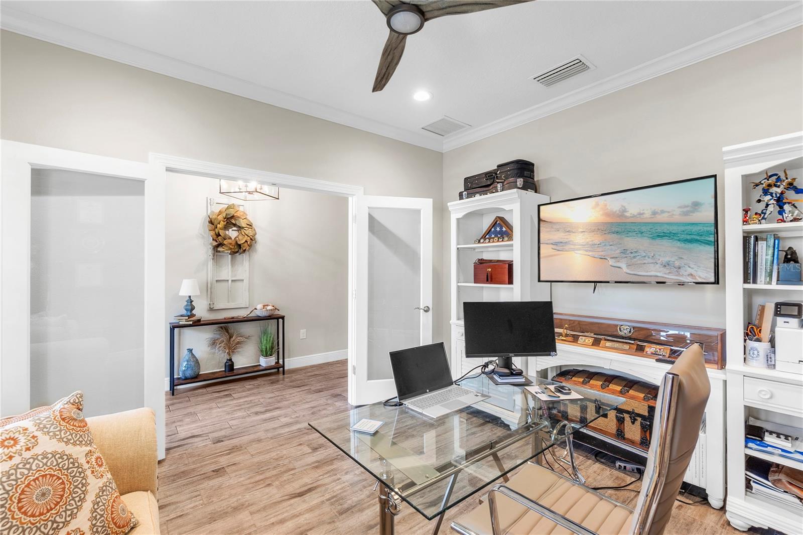 Image 27 of 46 For 6423 Tideline Drive