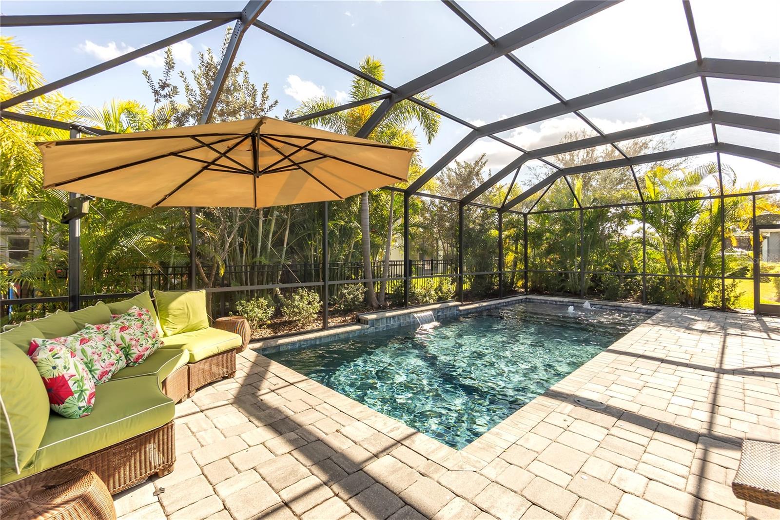 Image 32 of 46 For 6423 Tideline Drive