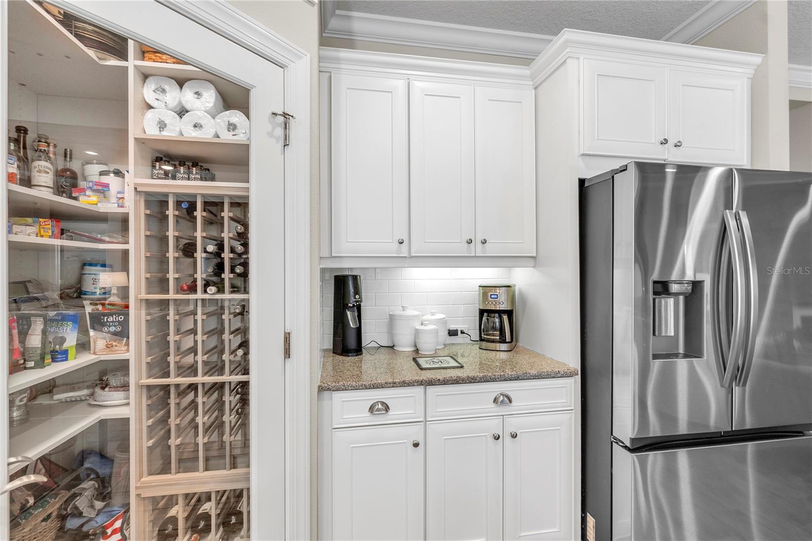 Image 5 of 46 For 6423 Tideline Drive