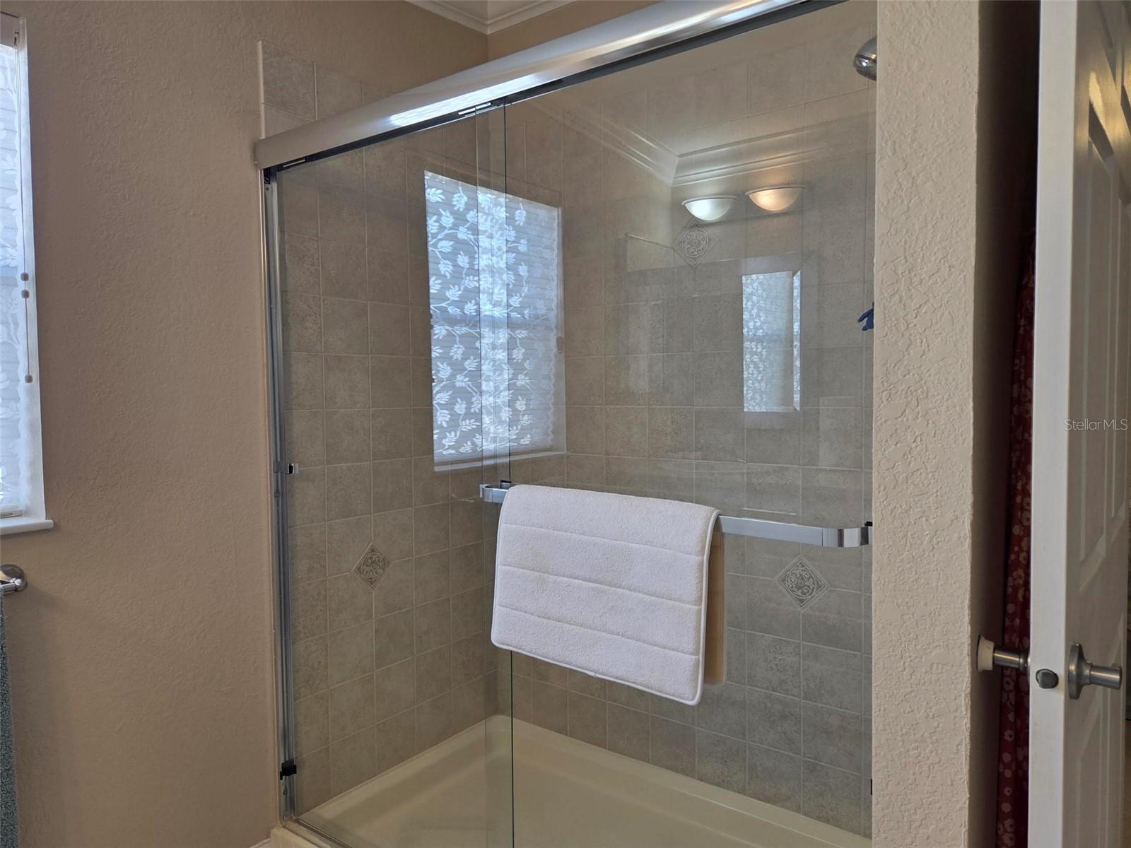 Image 35 of 38 For 3213 Pink Oak Terrace