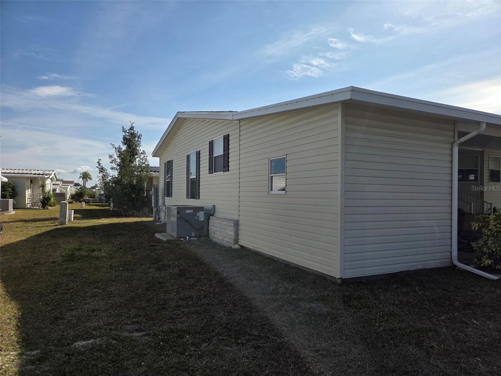 Image 8 of 38 For 3213 Pink Oak Terrace