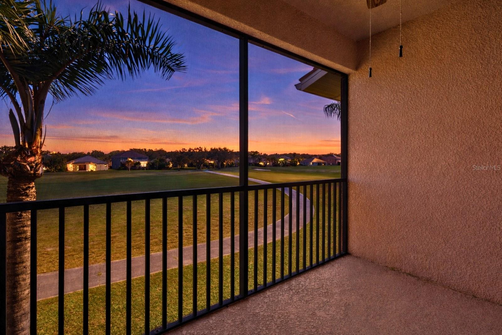 Image 37 of 58 For 819 Fairwaycove Ln  206