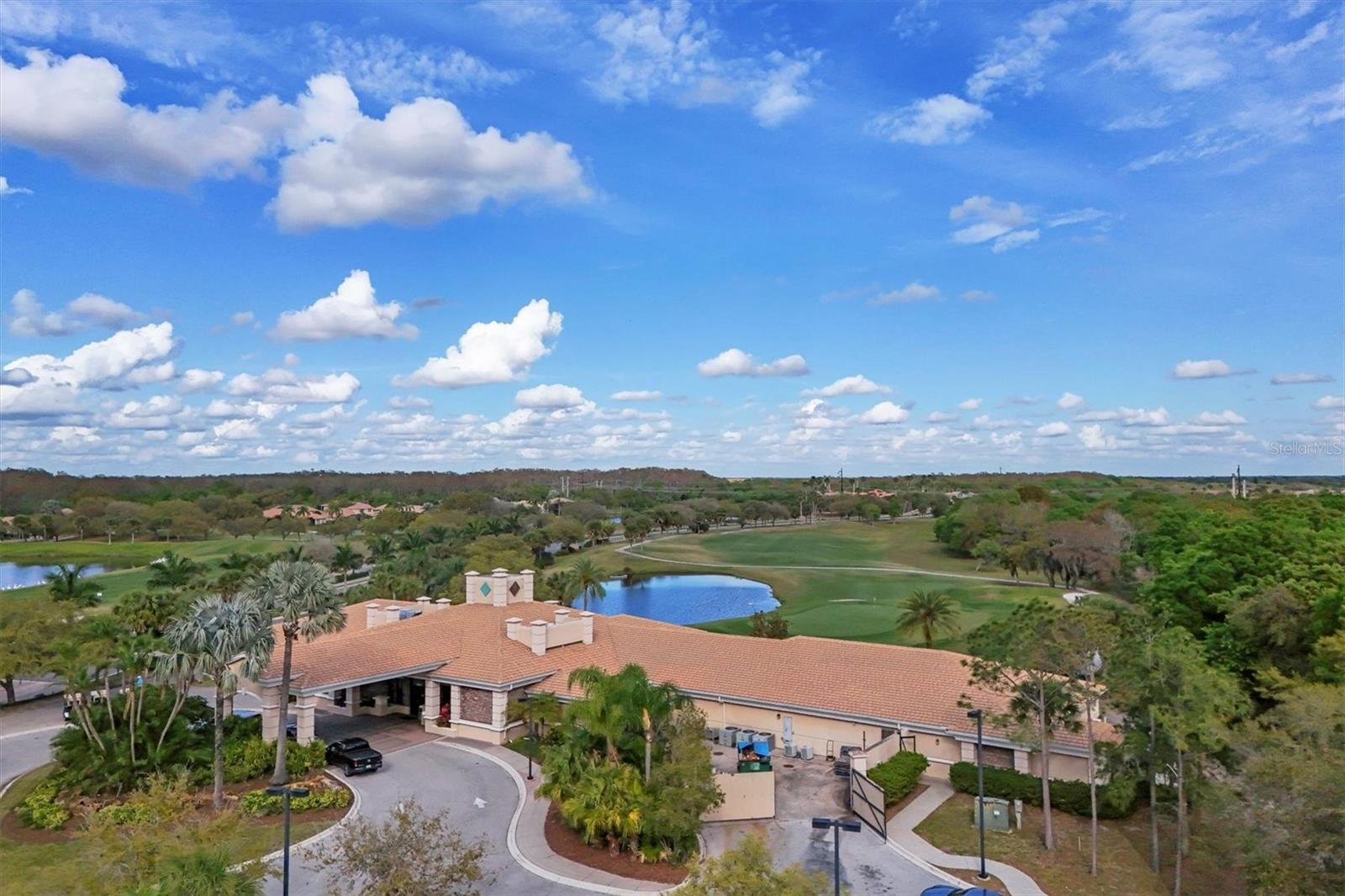 Image 40 of 58 For 819 Fairwaycove Ln  206