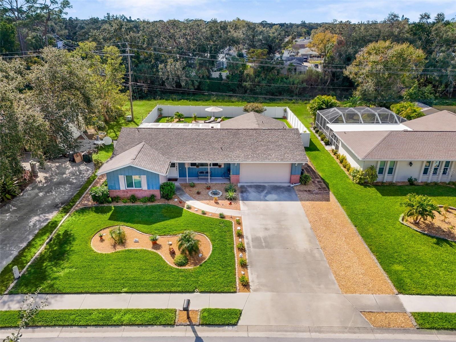 Image 2 of 51 For 5852 Whistlewood Circle