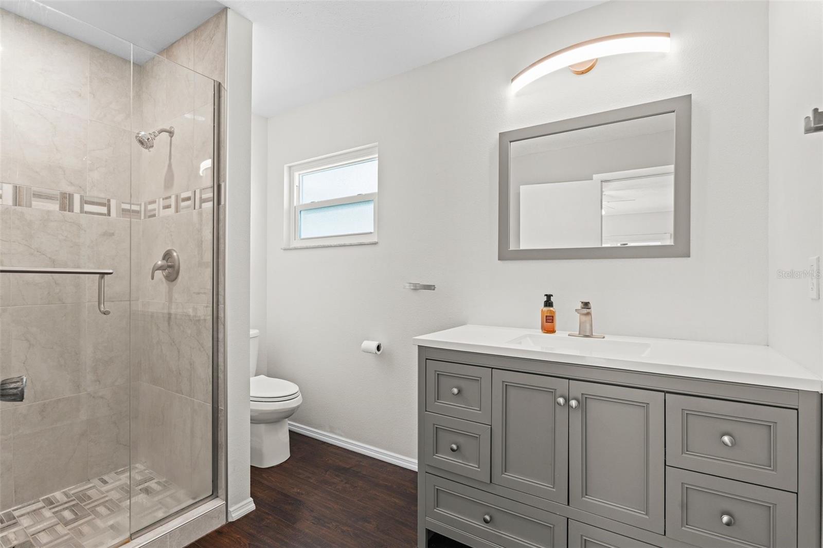 Image 26 of 51 For 5852 Whistlewood Circle