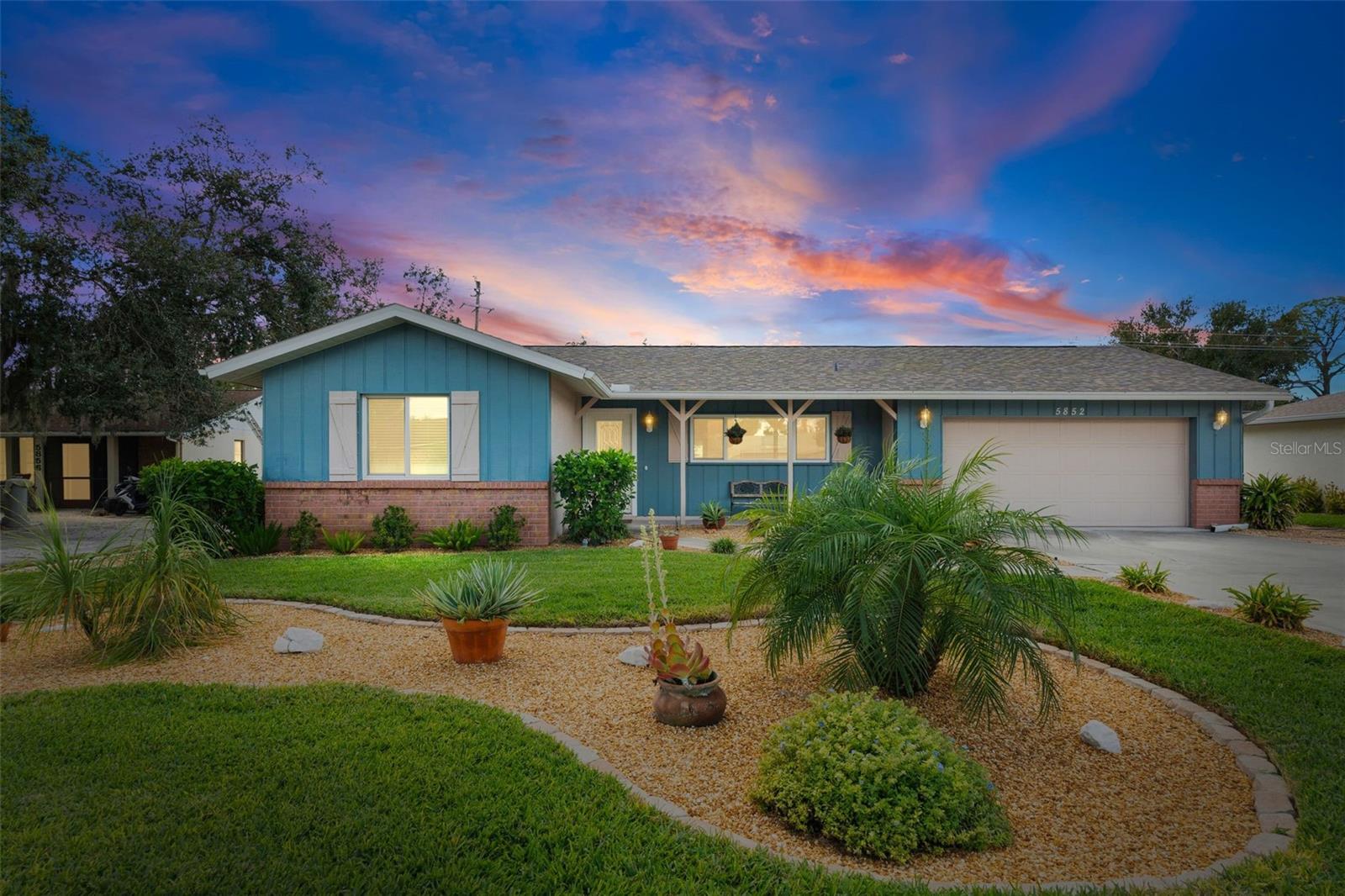 Image 3 of 51 For 5852 Whistlewood Circle