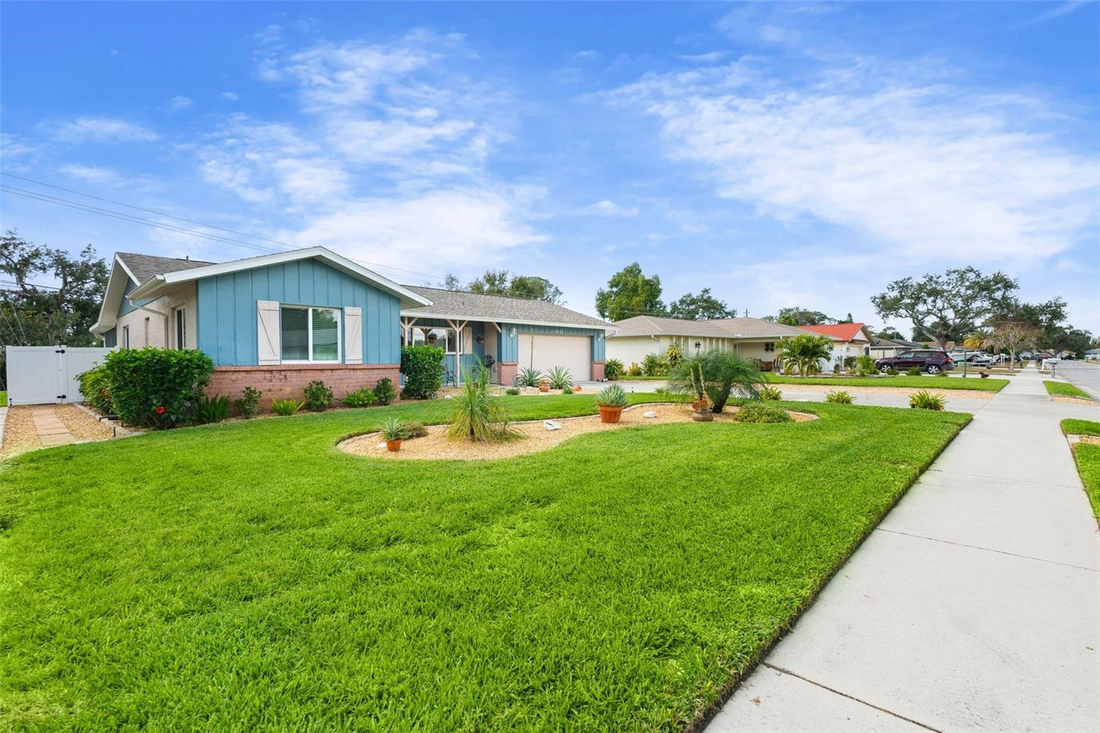 Image 40 of 51 For 5852 Whistlewood Circle