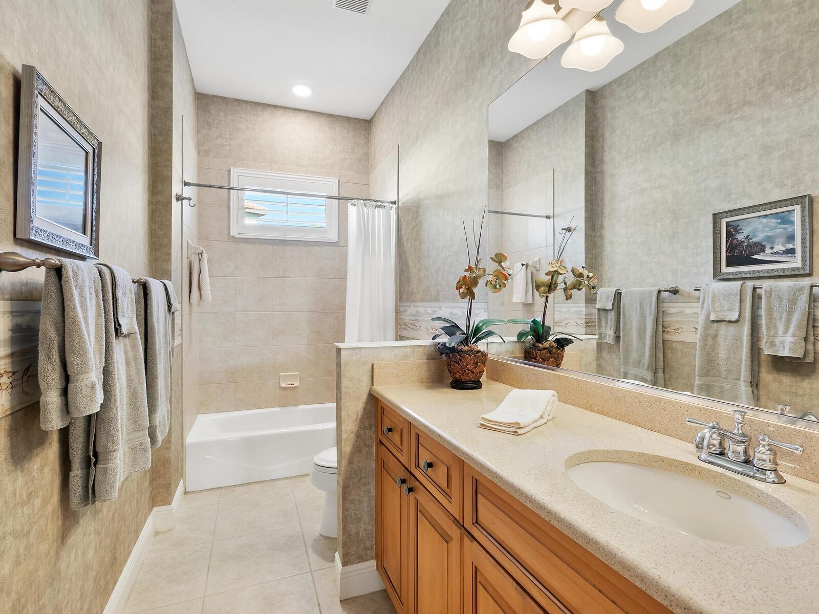 Image 30 of 63 For 13911 Siena Loop