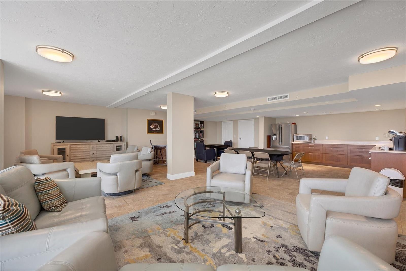 Image 11 of 20 For 101 Gulfstream Avenue 9a