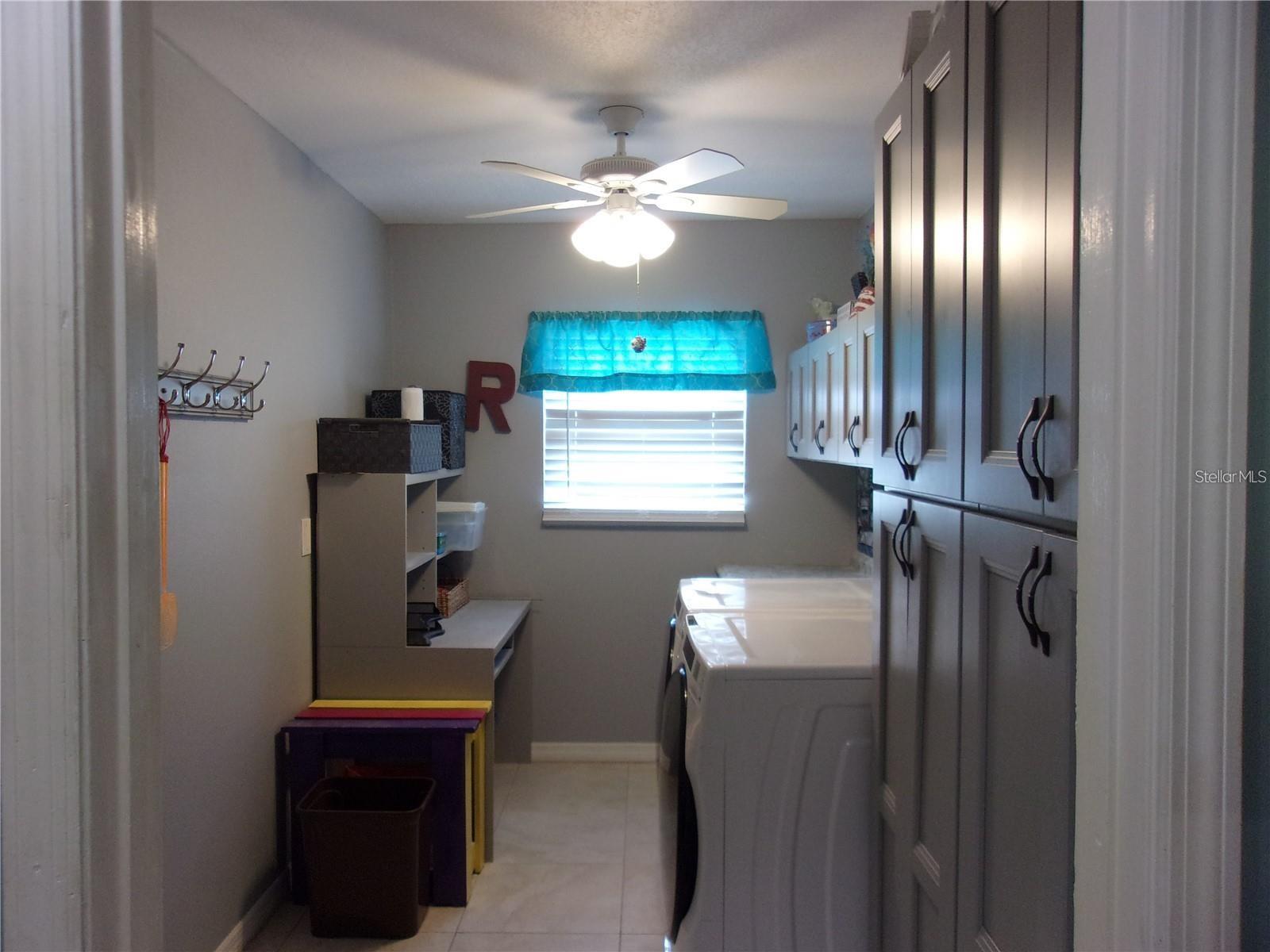 Image 18 of 20 For 1814 Columbine Place