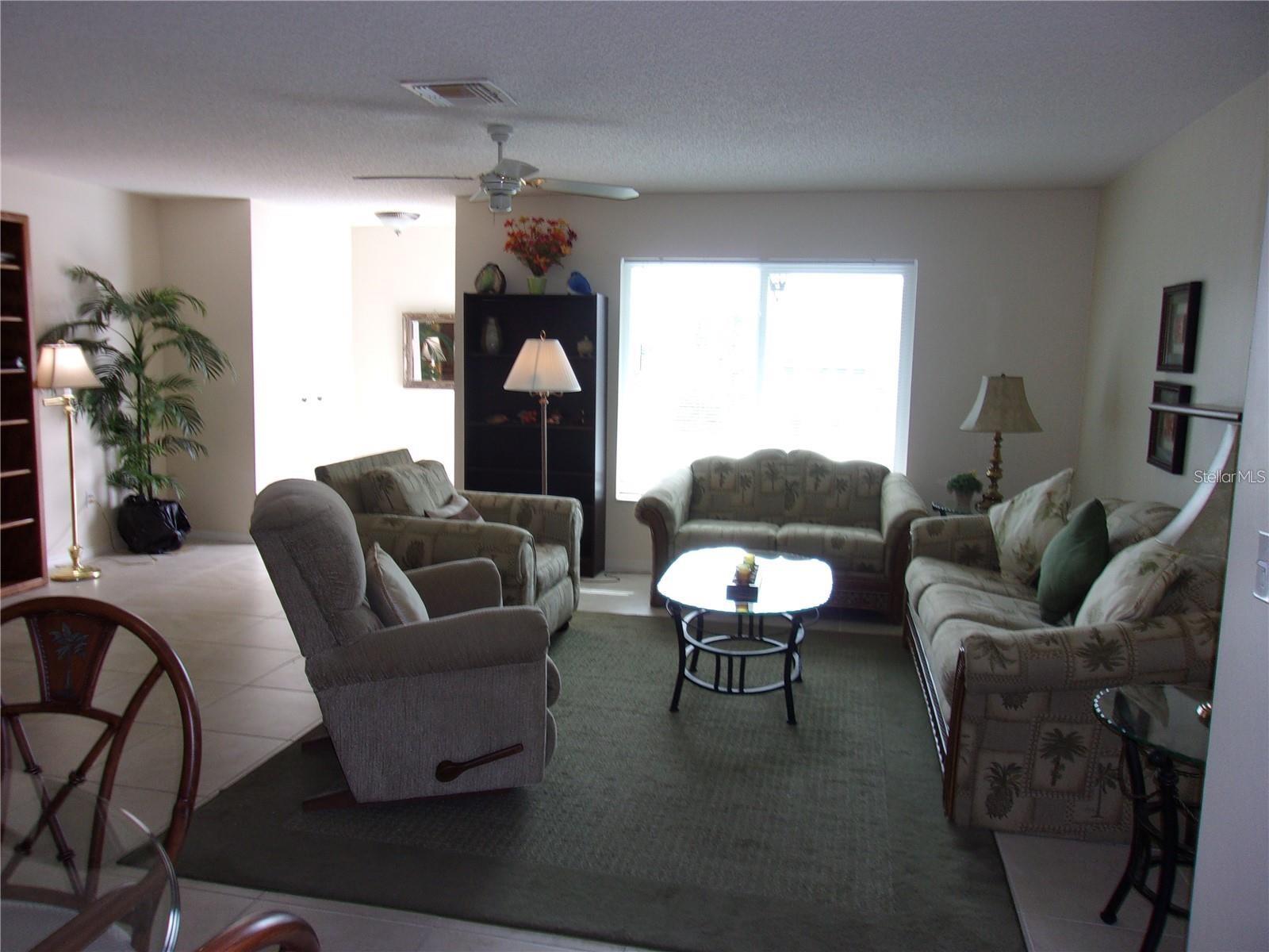 Image 5 of 20 For 1814 Columbine Place