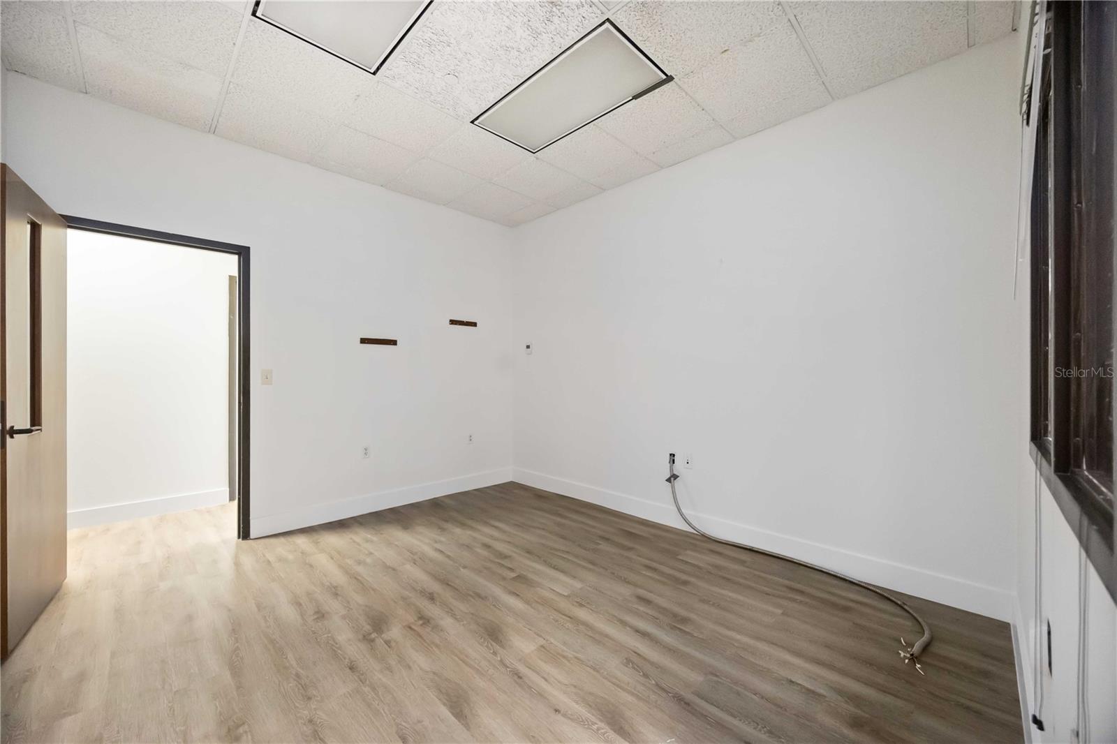 Image 13 of 36 For 1620 Tamiami Trail