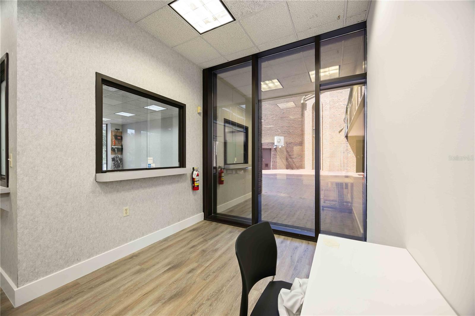 Image 15 of 36 For 1620 Tamiami Trail