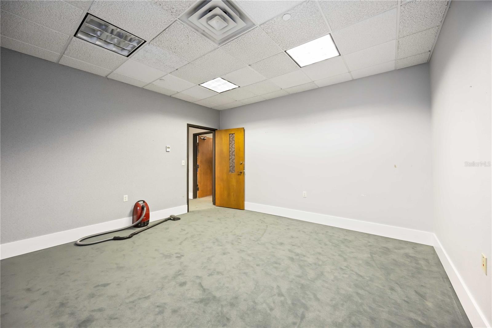 Image 22 of 36 For 1620 Tamiami Trail