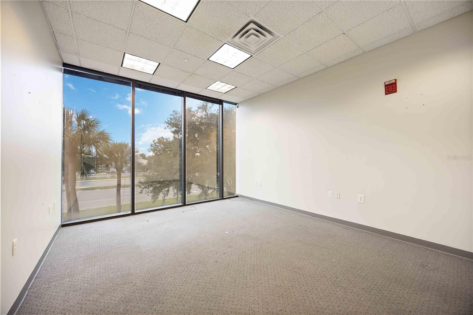 Image 35 of 36 For 1620 Tamiami Trail