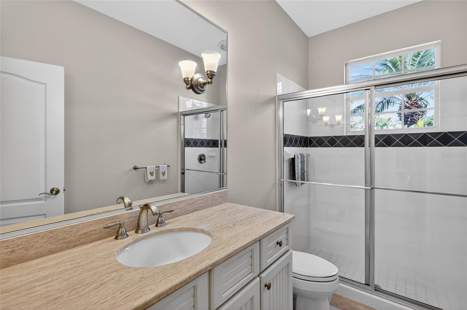 Image 21 of 33 For 404 Partridge Circle