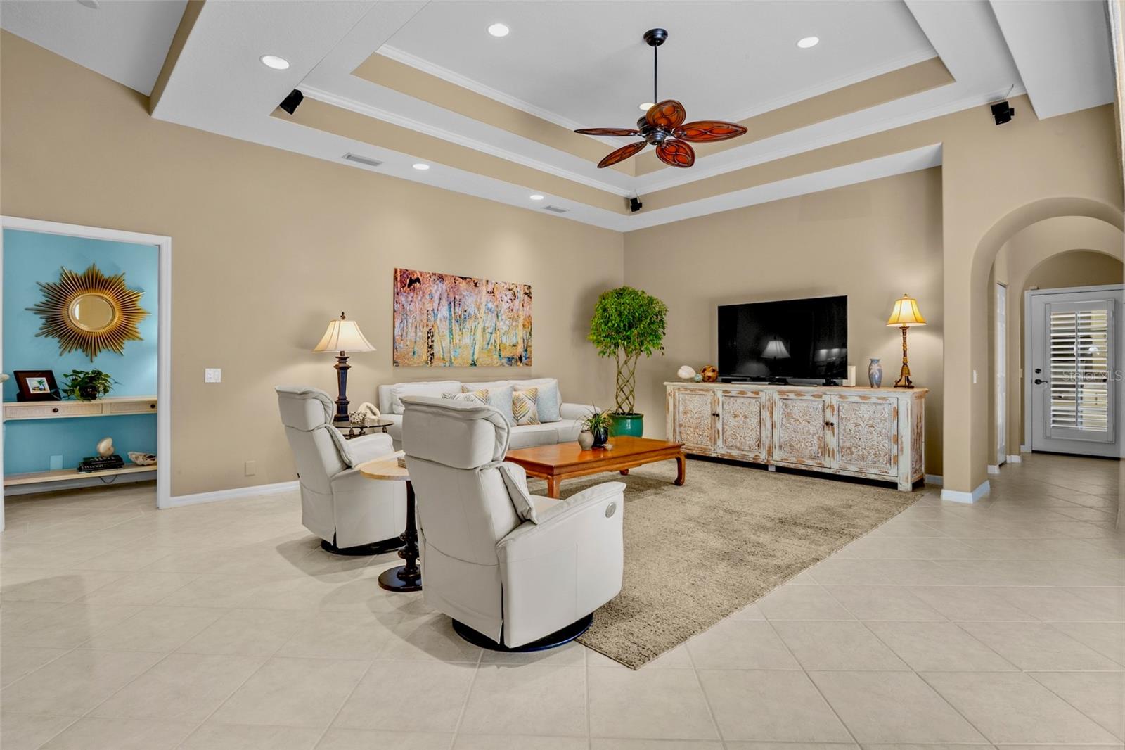 Image 16 of 53 For 4798 Hanging Moss Lane