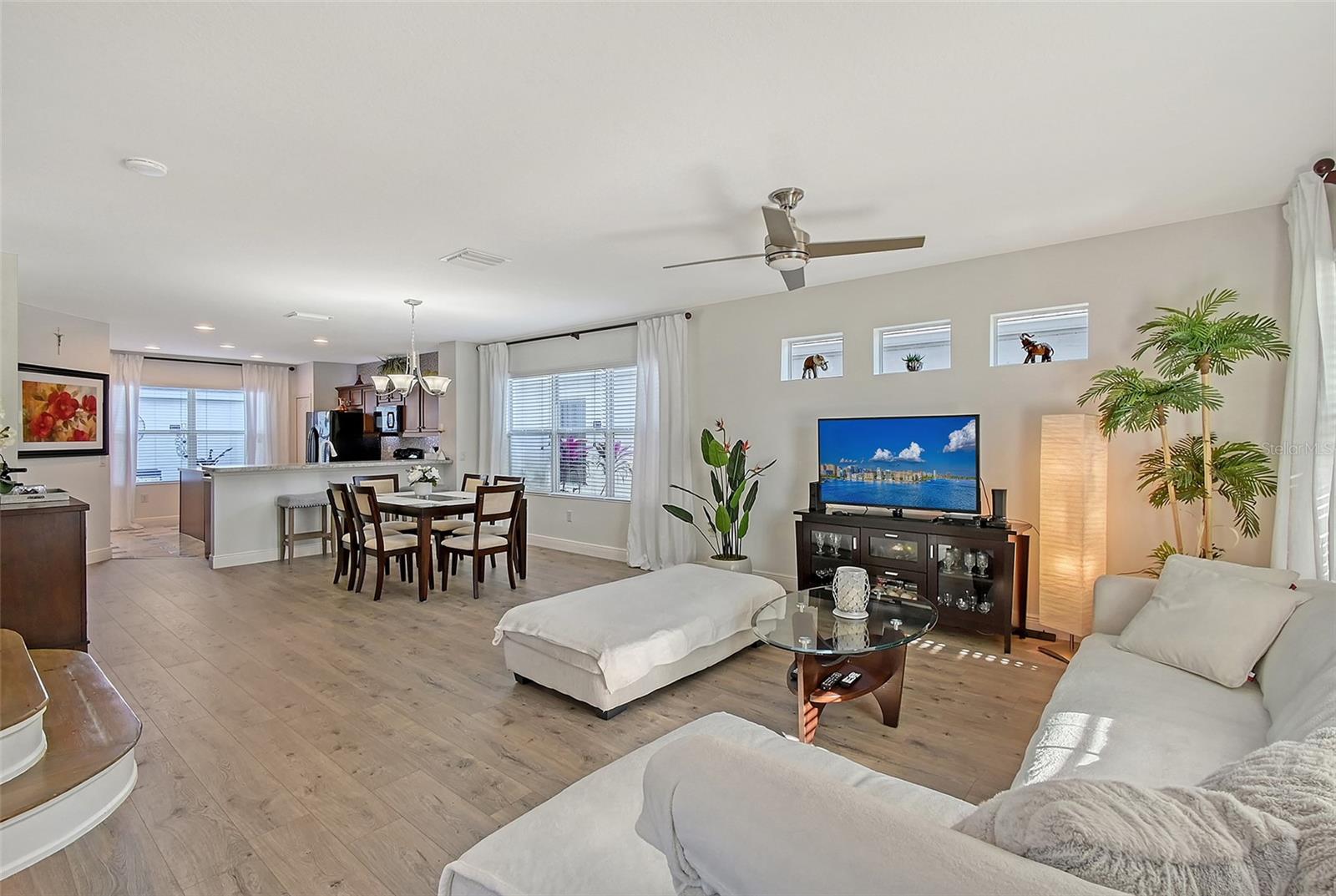 Image 7 of 24 For 4755 Woodbrook Drive