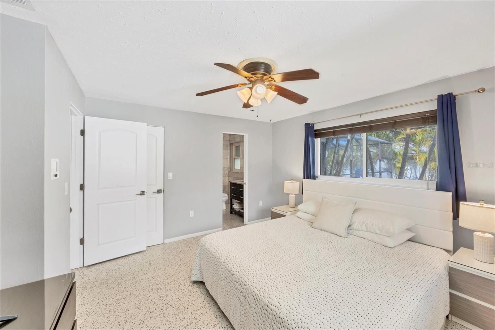 Image 12 of 27 For 2927 Webber Street