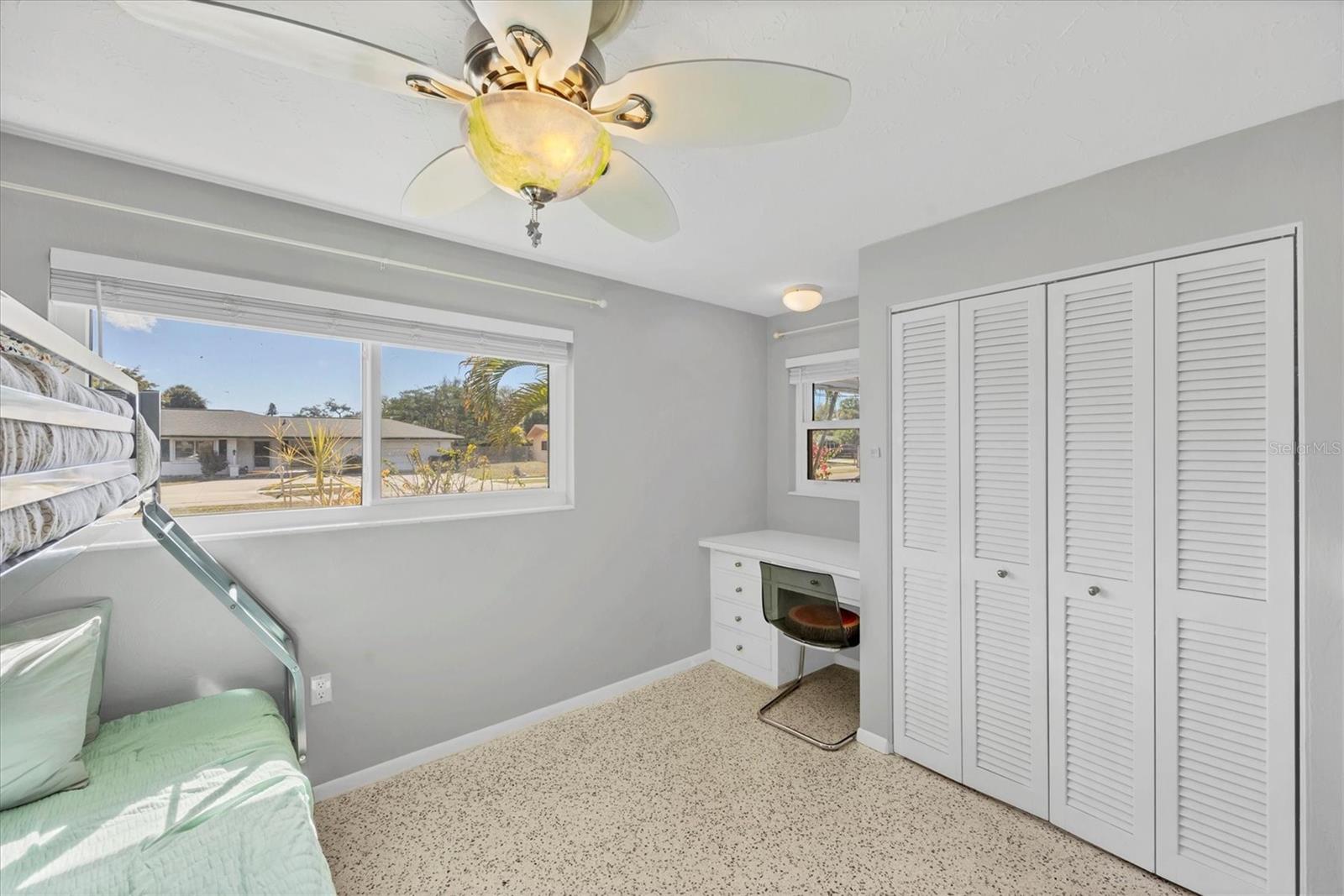 Image 19 of 27 For 2927 Webber Street