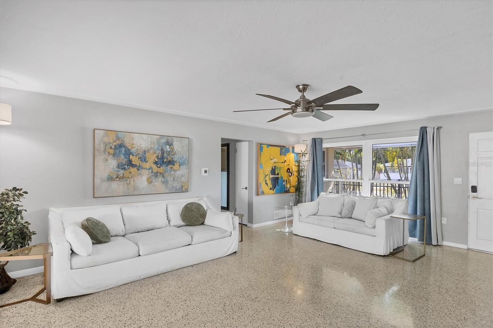 Image 2 of 27 For 2927 Webber Street