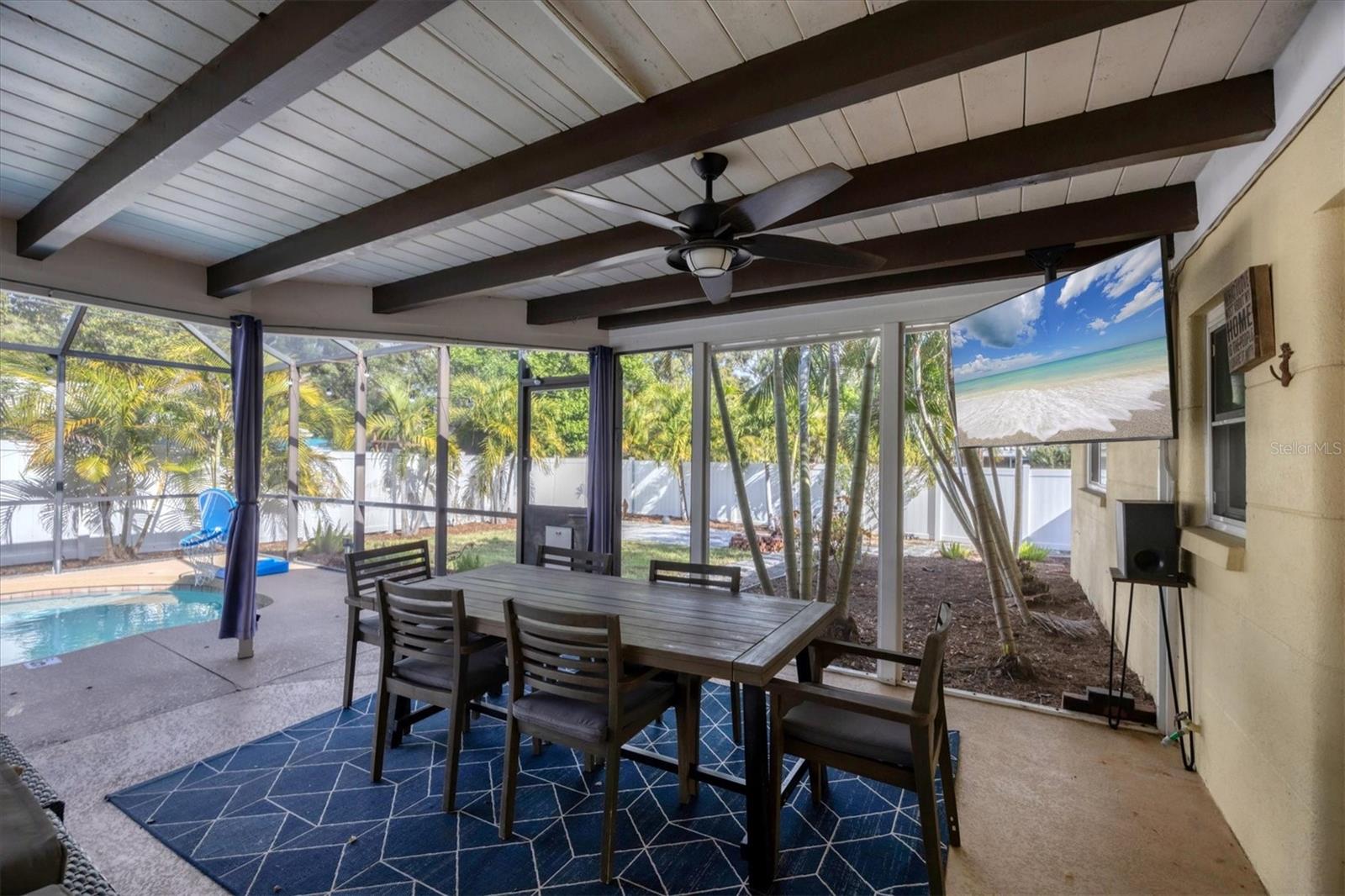 Image 23 of 27 For 2927 Webber Street