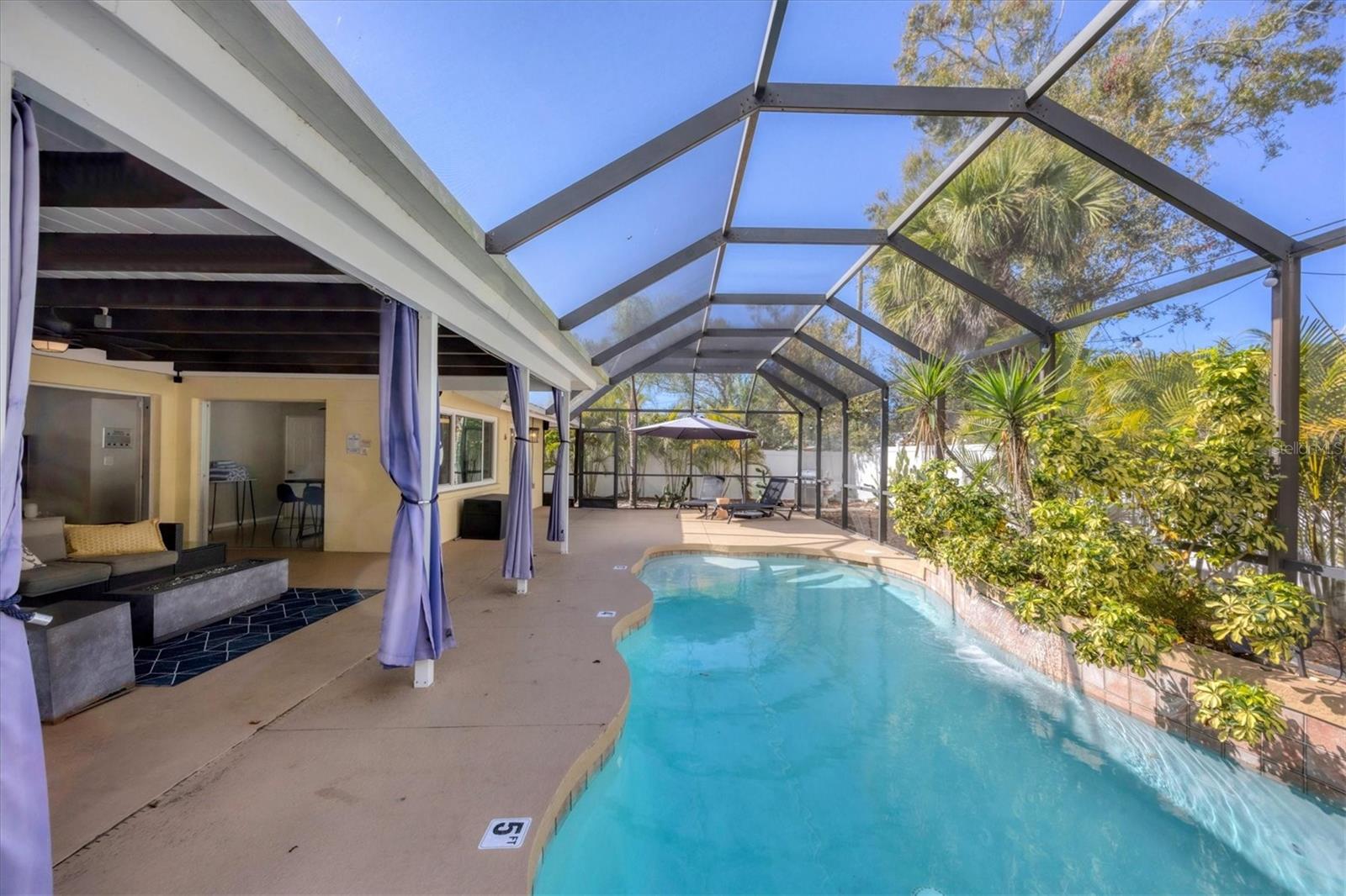 Image 25 of 27 For 2927 Webber Street