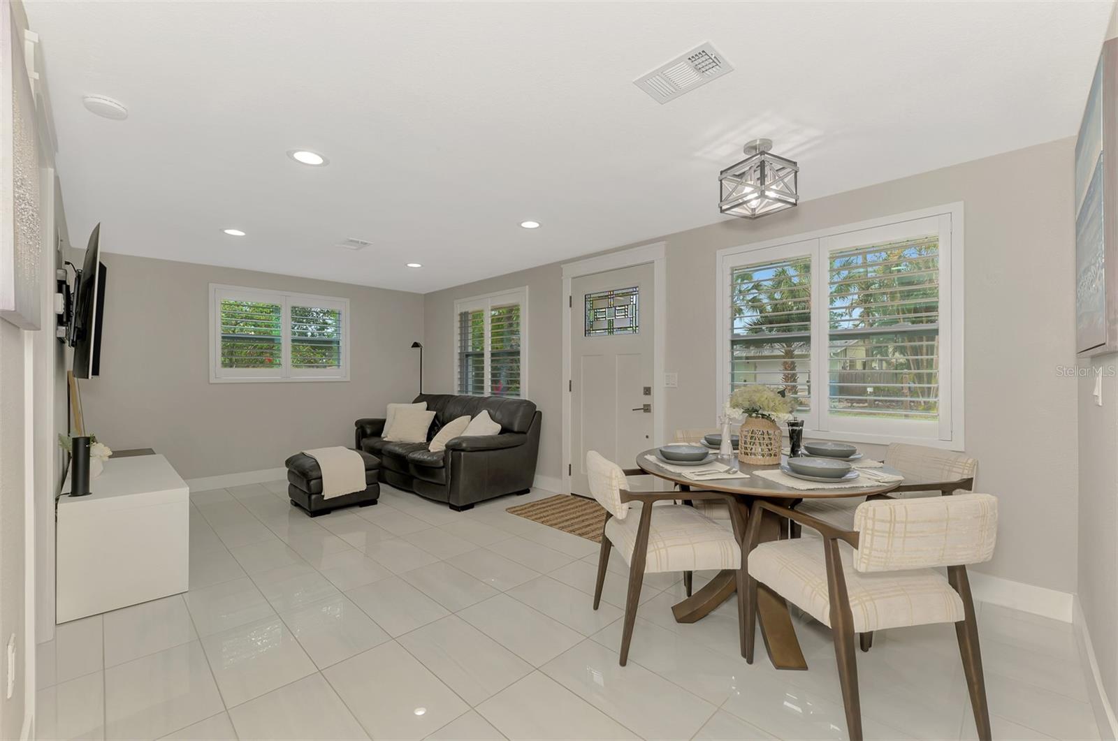 Image 15 of 30 For 205 Avenida De Bahia