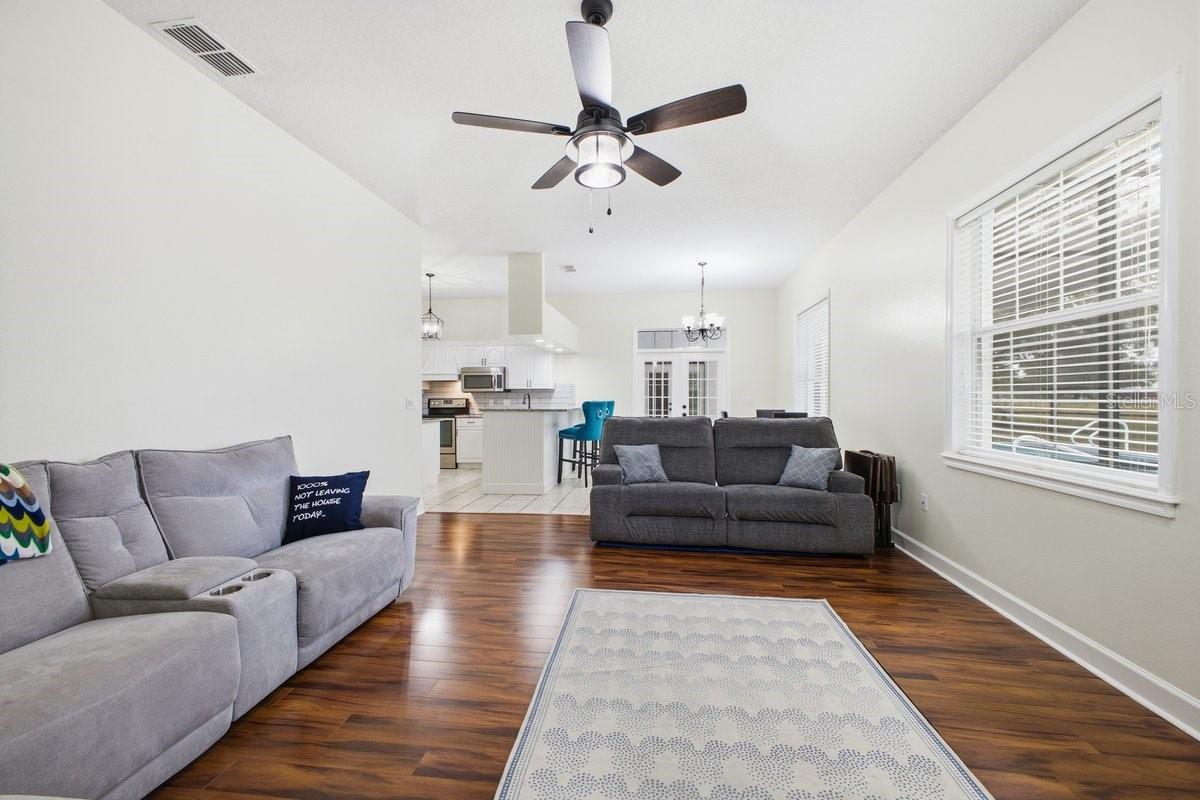 Image 12 of 42 For 1029 Briarwood Drive