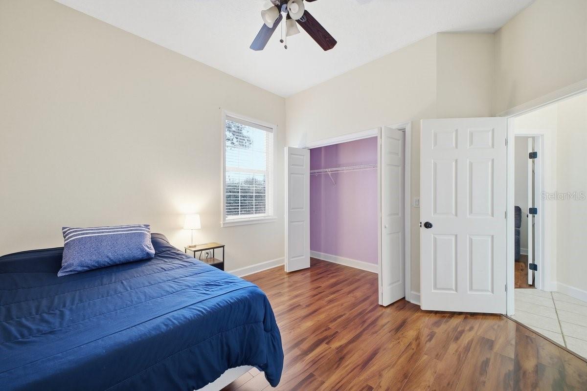 Image 22 of 42 For 1029 Briarwood Drive