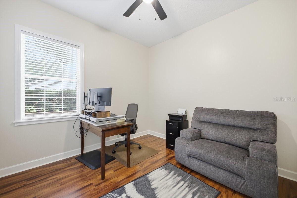 Image 24 of 42 For 1029 Briarwood Drive