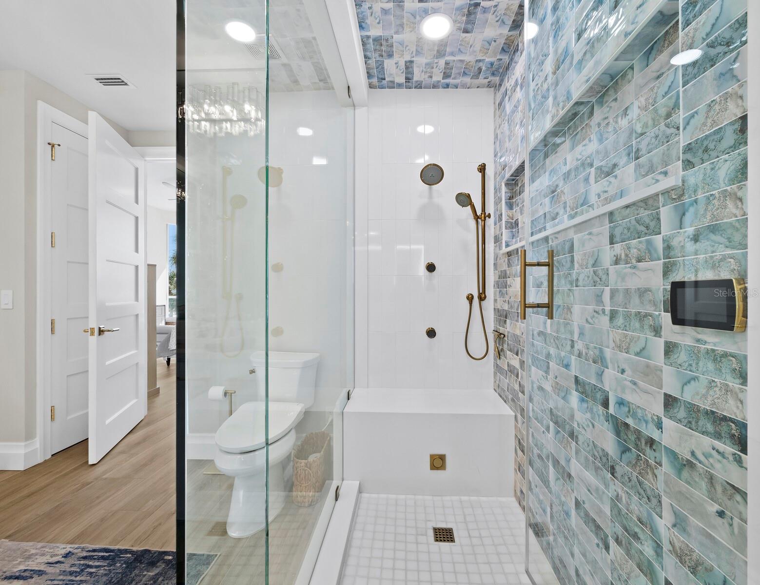 Image 20 of 62 For 1800 Benjamin Franklin Drive A102