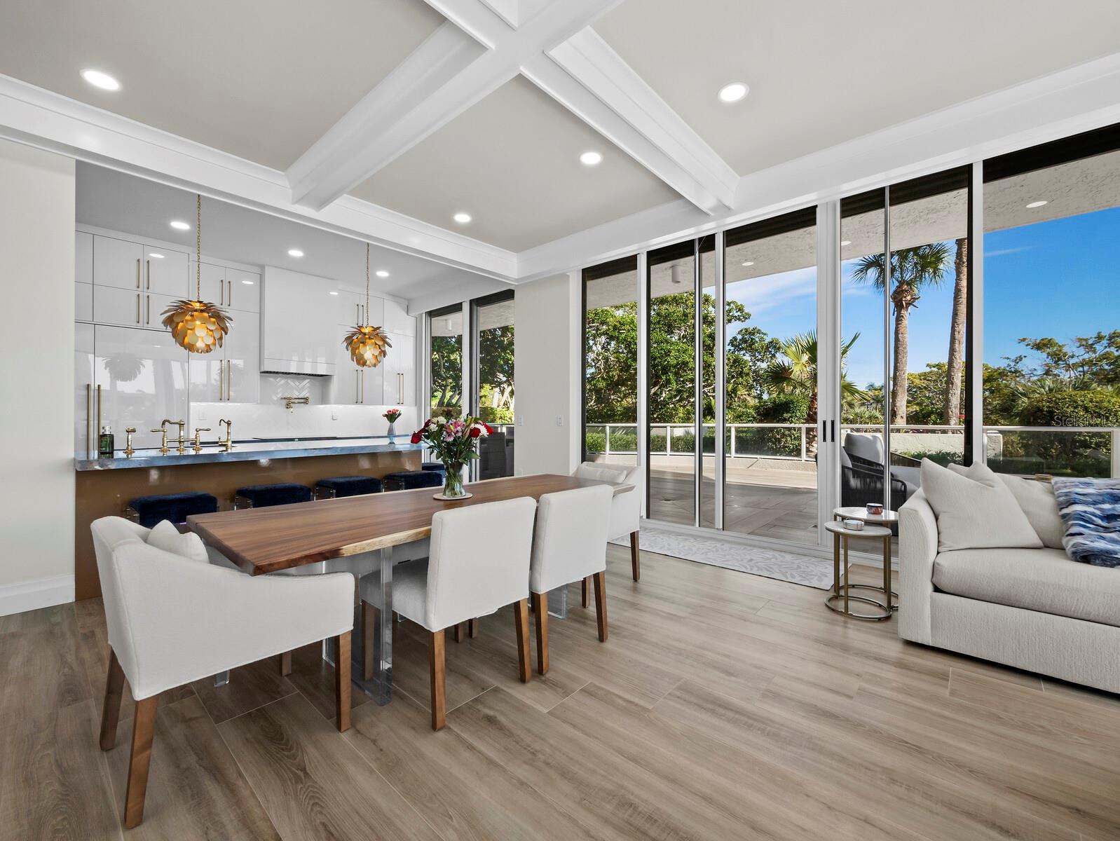 Image 7 of 62 For 1800 Benjamin Franklin Drive A102