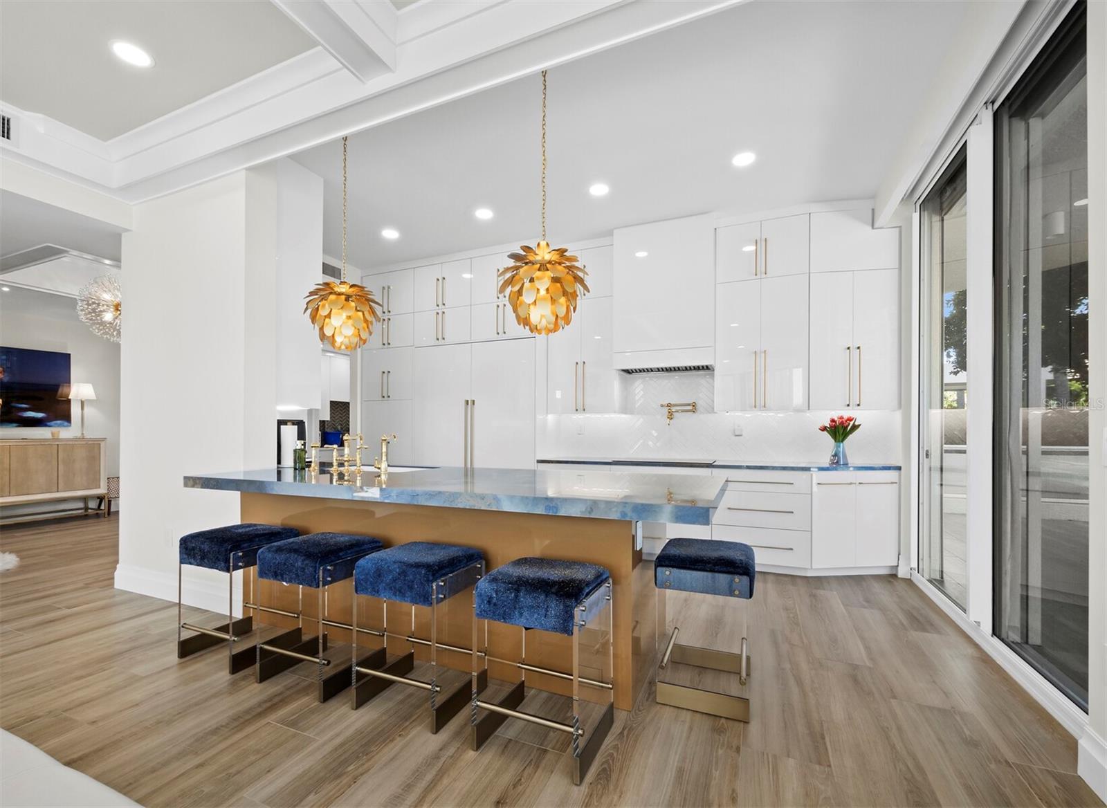 Image 9 of 62 For 1800 Benjamin Franklin Drive A102