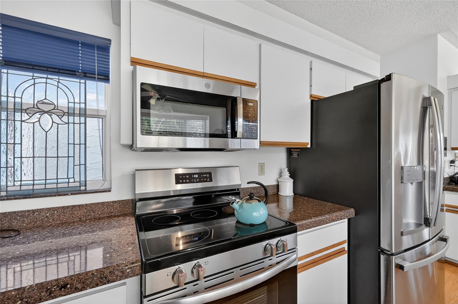 Image 20 of 60 For 5729 Garden Lakes Palm