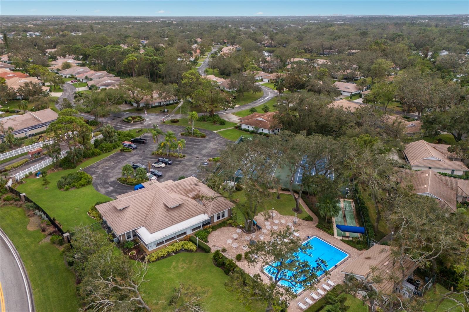 Image 40 of 60 For 5729 Garden Lakes Palm