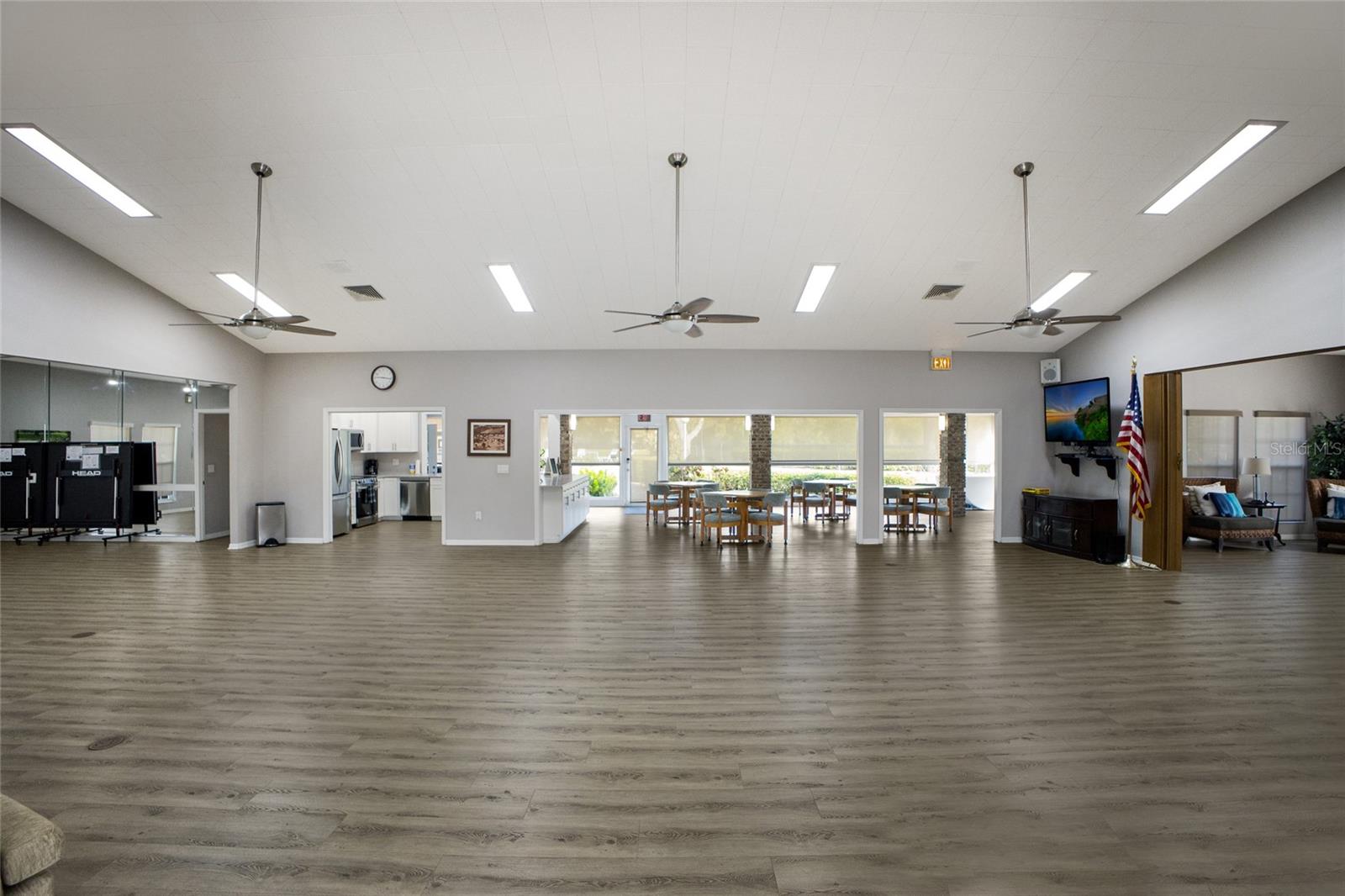 Image 45 of 60 For 5729 Garden Lakes Palm