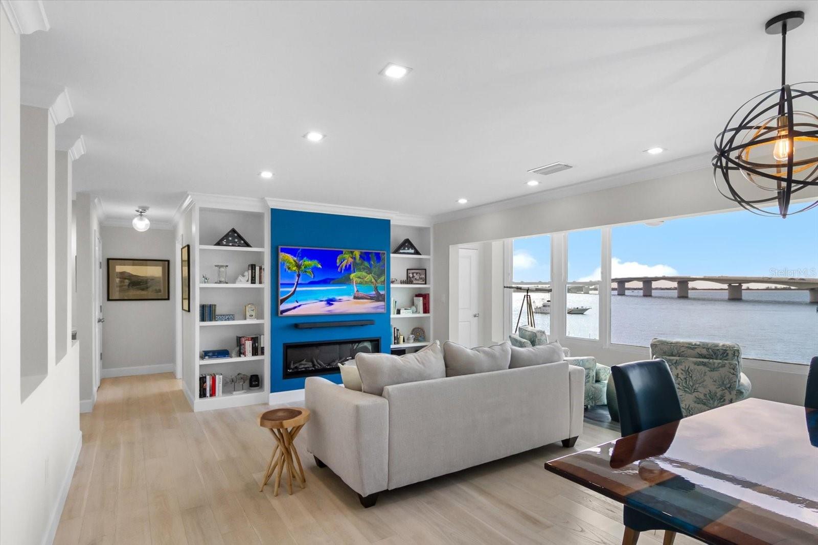 Image 17 of 46 For 174 Golden Gate Point 32