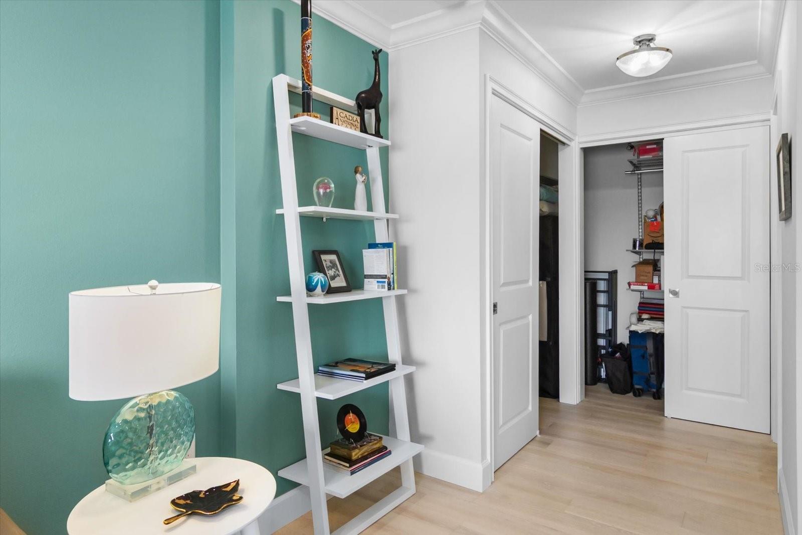 Image 35 of 46 For 174 Golden Gate Point 32