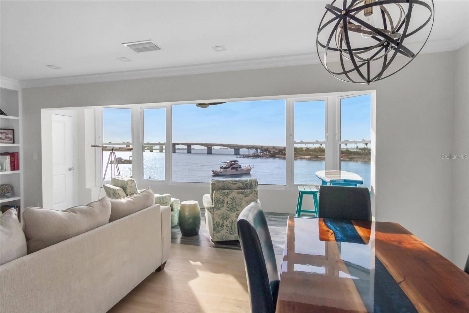 Image 6 of 46 For 174 Golden Gate Point 32