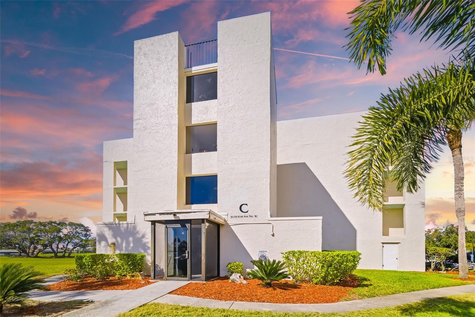 Image 49 of 51 For 4119 61st Avenue Terrace W 308